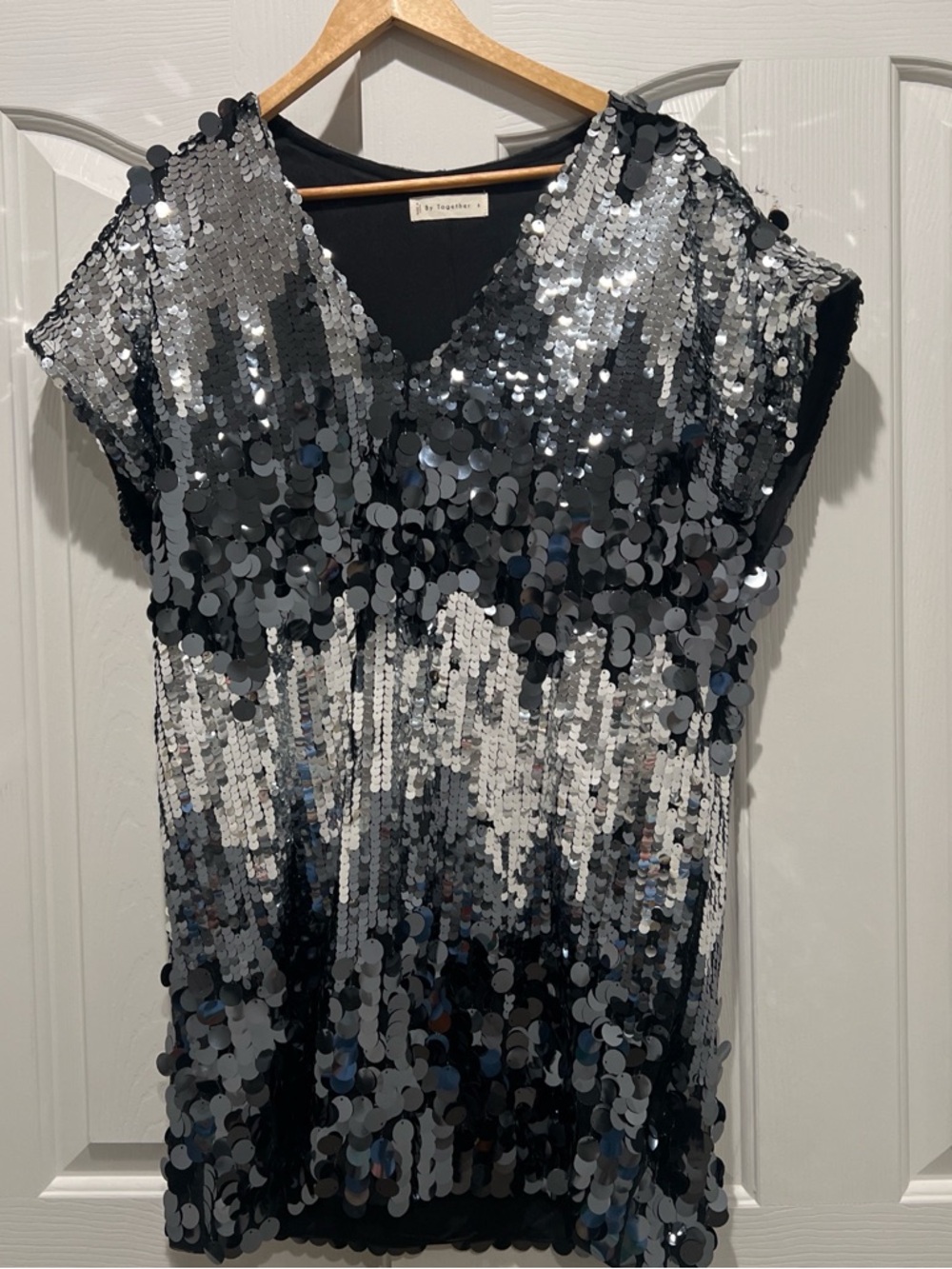 Sequin Ombre V-Neck Party Top - Silver to Black